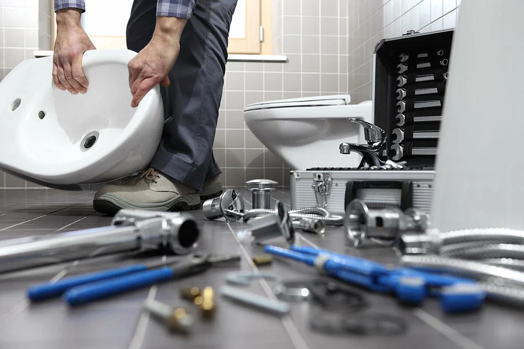 Professional bathroom plumbing repair in Union City