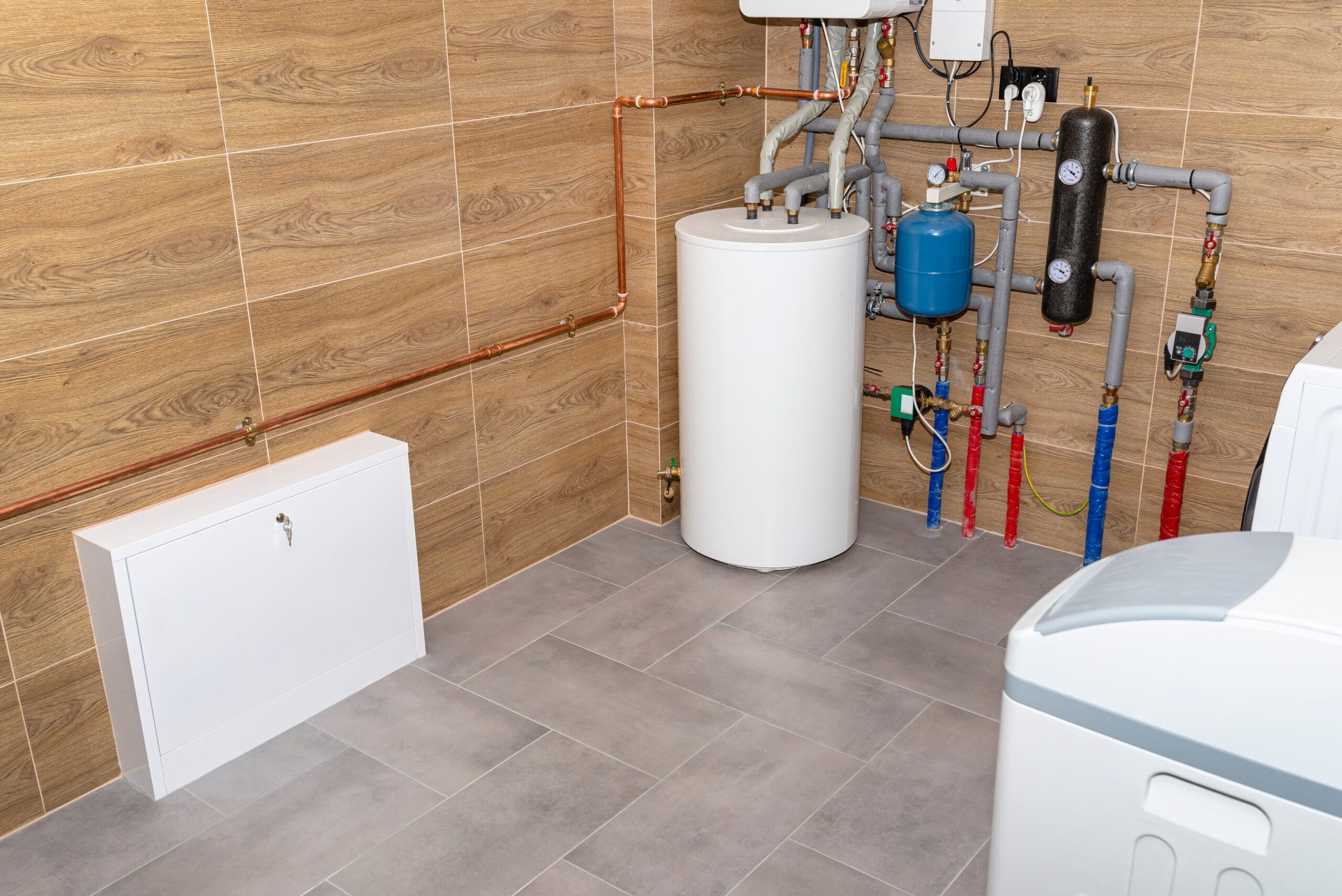 Professional water heater installation in Union City
